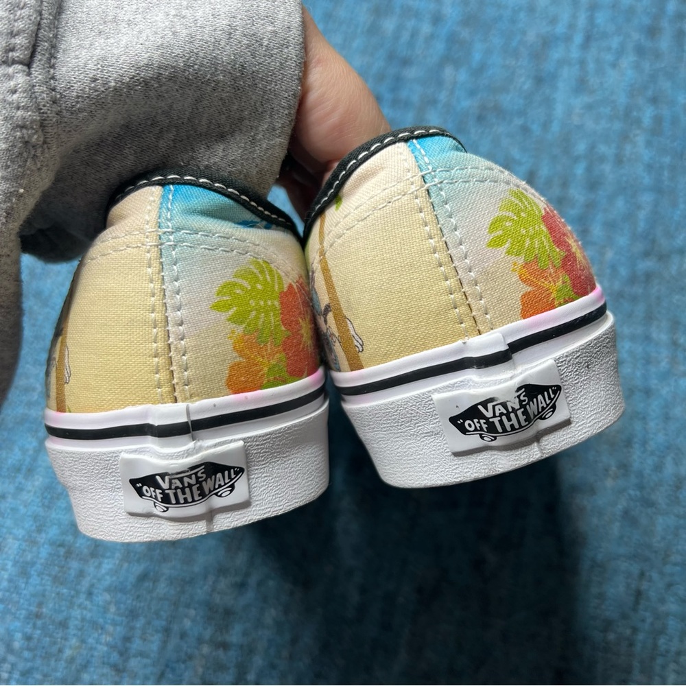 Vans x Disney Authentic Mickey Mouse Aloha Sneakers Limited Edition - Picture 7 of 8